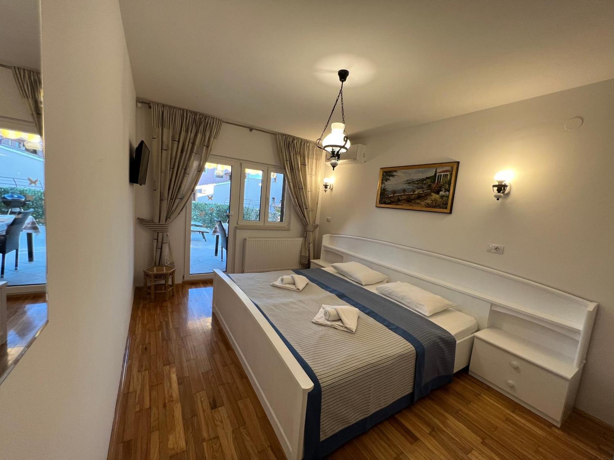 Viola Istra Guest House Stinjan Luaran gambar